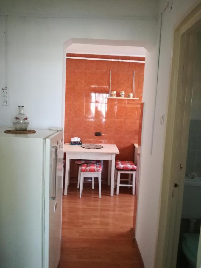 Sara Apartman Targu Mures Ngoại thất bức ảnh
